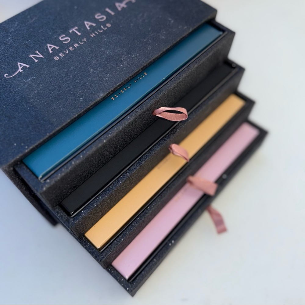 NEW Anastasia Hall of Fame Eyeshadow Vault Set - Picture 5 of 5